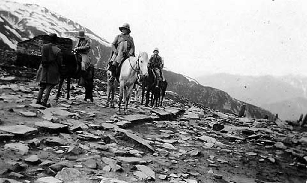 Экспедиция рериха 1923. Экспедиция Рериха. Экспедиция Рерихов в Тибет и Гималаи.